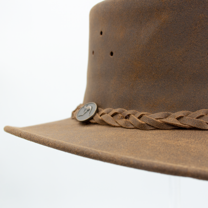 1032 - Suede Bushie